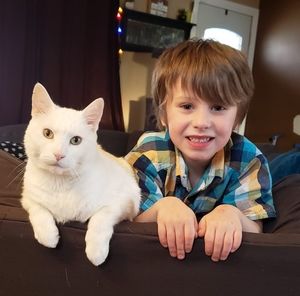 Meet your Posher, Cat